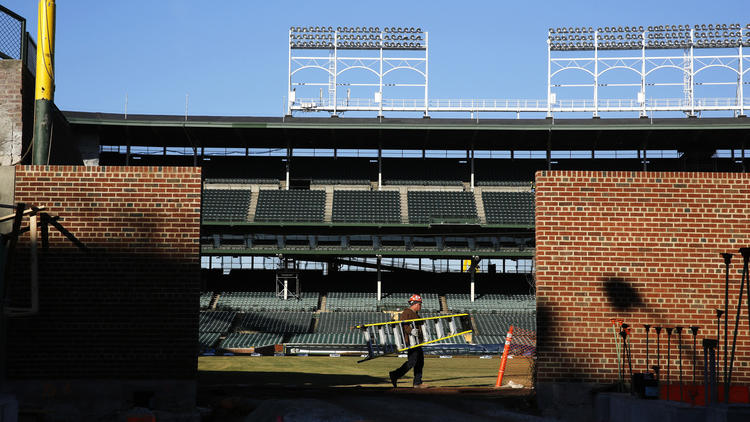 Proposed changes to Wrigley Field rattle fans