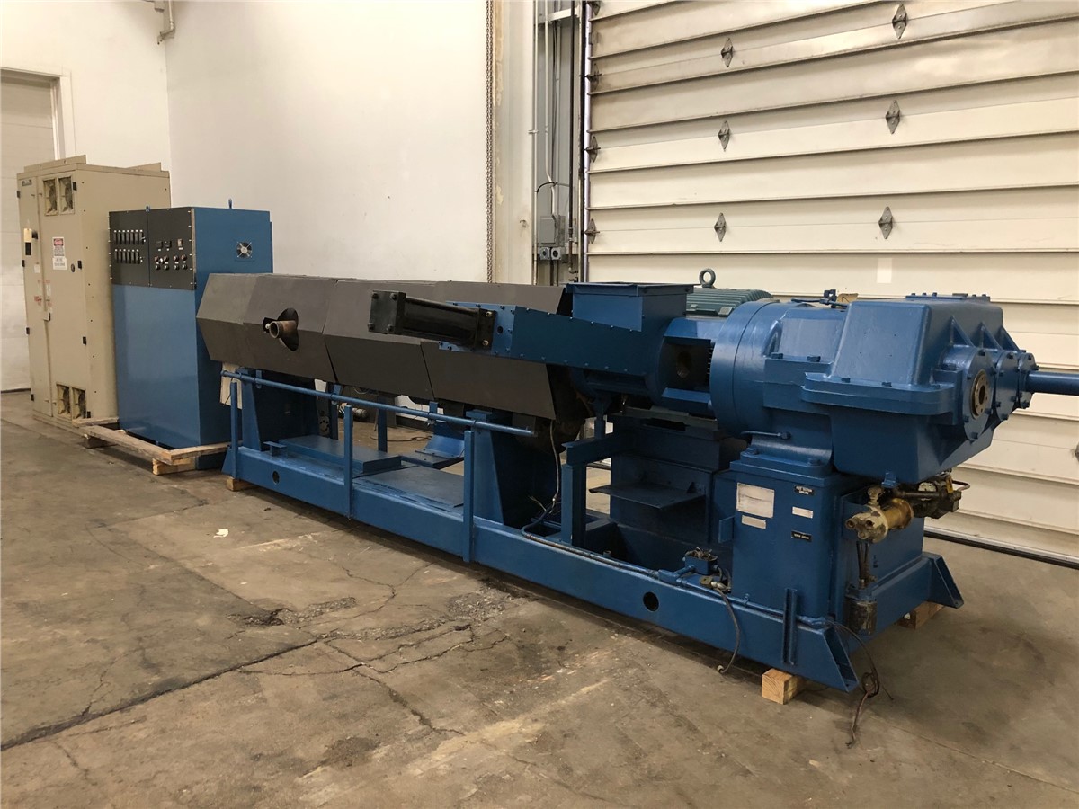 4.5" John Brown/Egan Ram Stuffer Extruder, 321 L/D, 250 Hp With Screen Changer Plastic