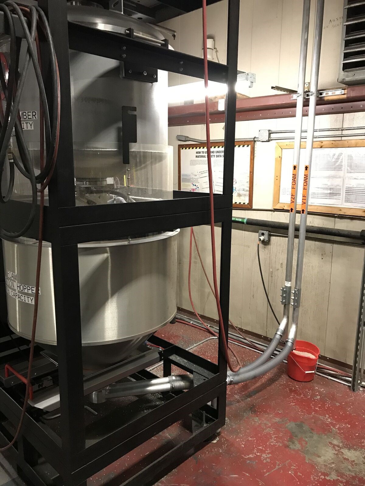 Maguire Vacuum Dryer, Model VBD1000, New in 2016 Plastic Machinery