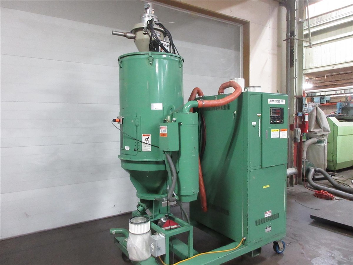 Matsui DMZ170 Desiccant Dryer With Hopper Plastic Machinery Used