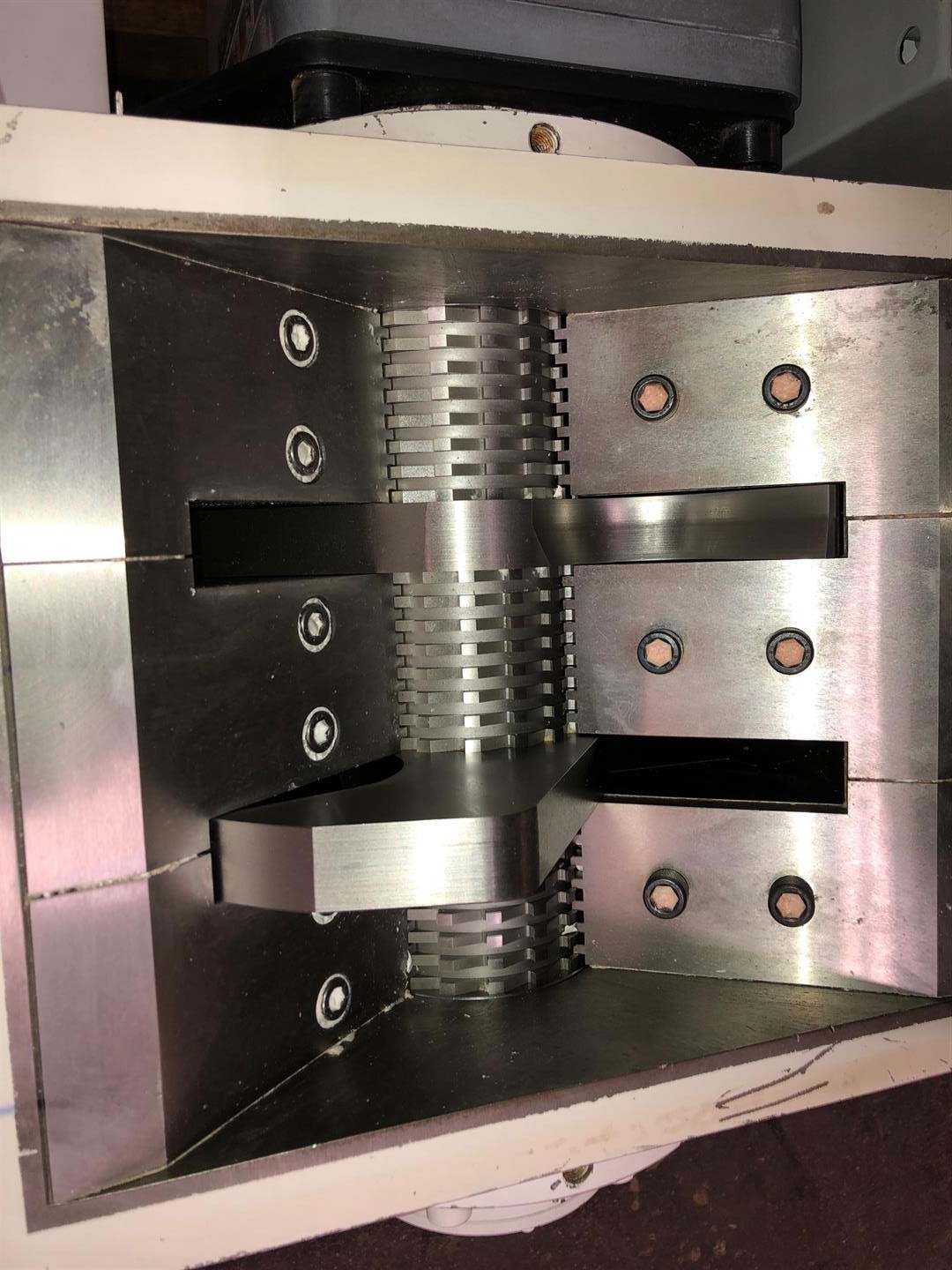 Matsui Model SMGL200U Granulator, 2007 Plastic Machinery Used