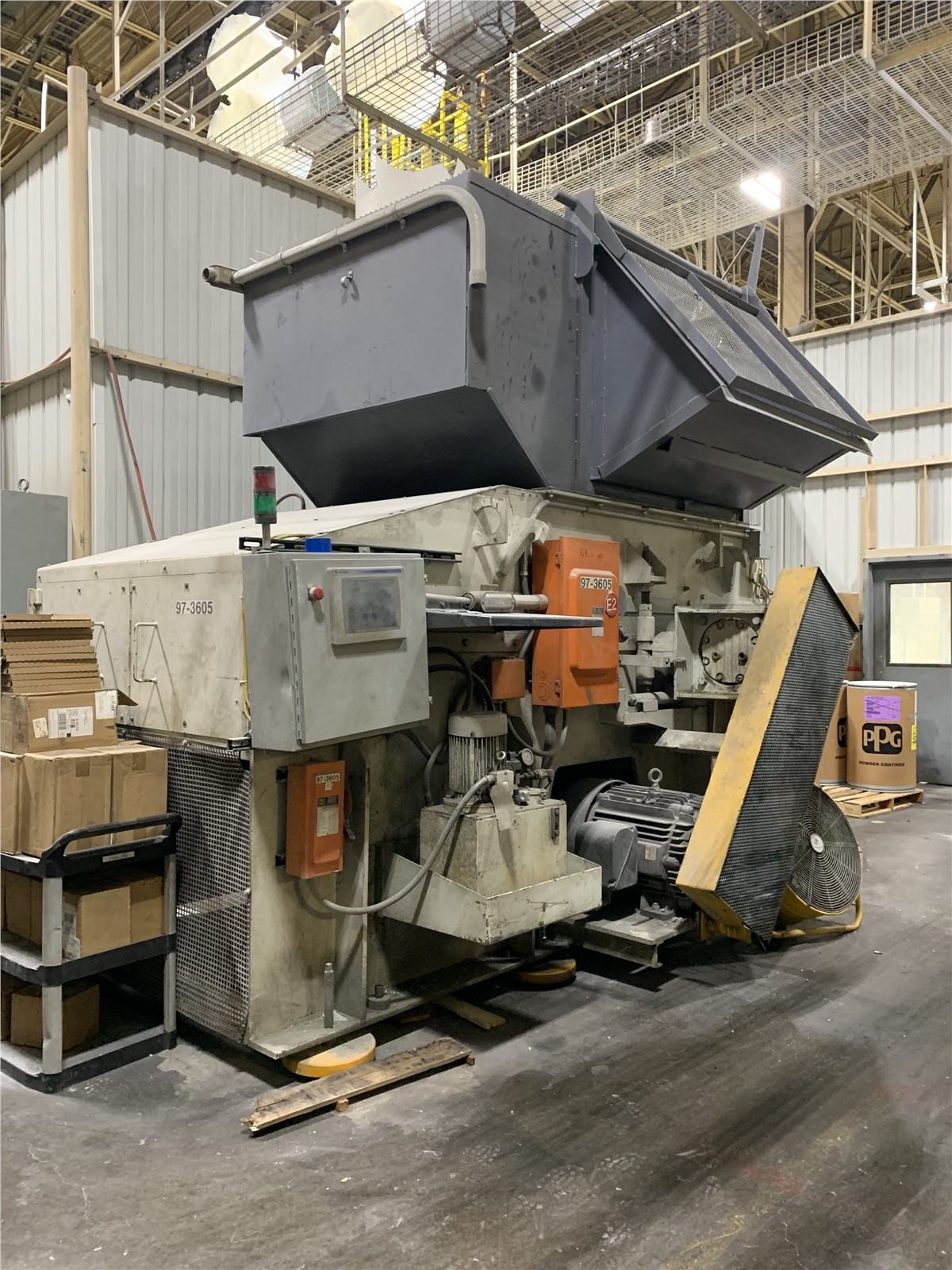 62" (1600mm) x 70" (1800mm) Zeno Single Shaft Shredder, 100 Hp