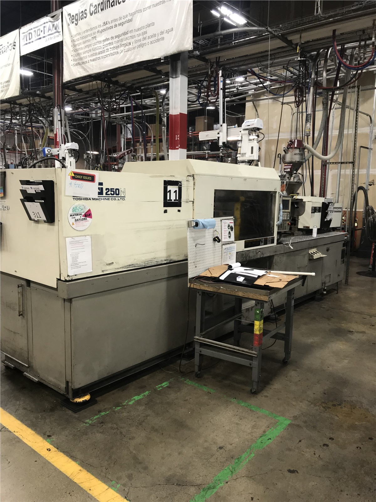 250 Ton Toshiba Injection Molding Machine Model ISG250NV1010B, 16 Oz, New In 1999 Plastic
