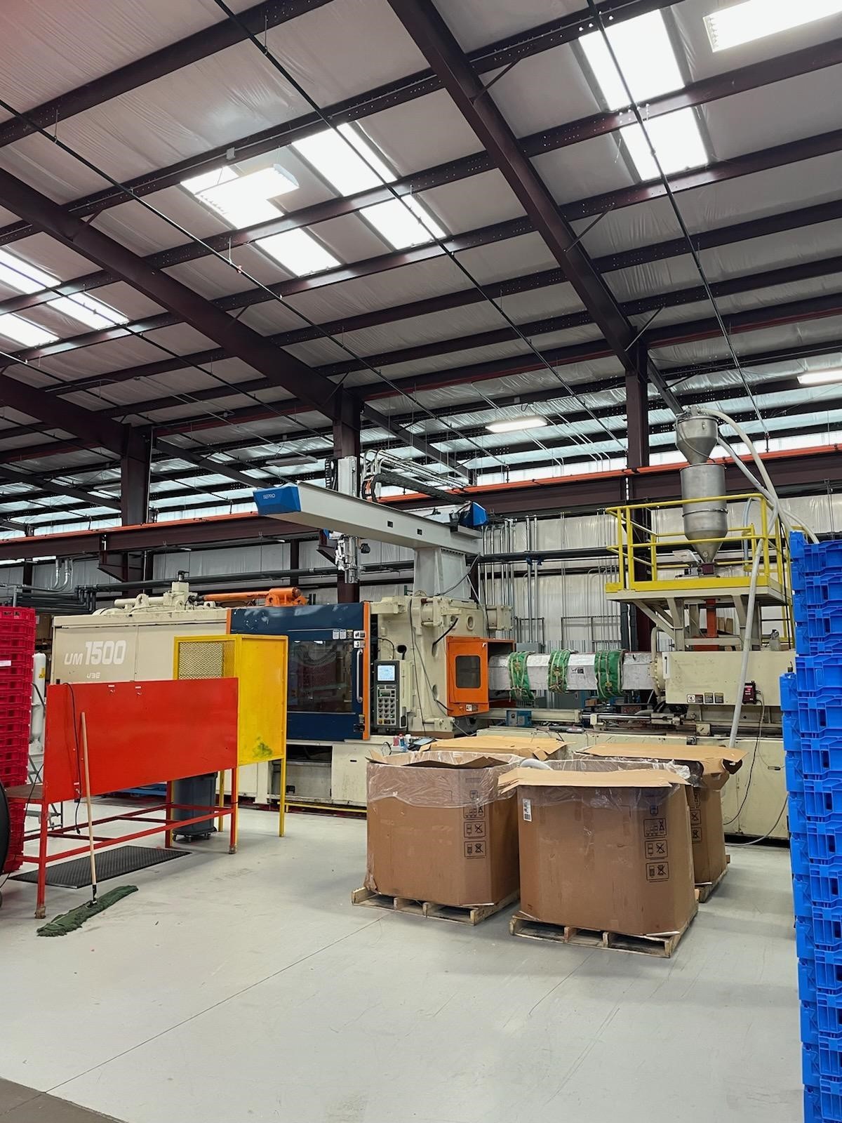 1500 Ton UBE Injection Molding Machine Model Series UM, 264 Oz, New In