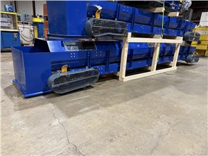 18' L x 24" Wide Flatbelt Conveyor