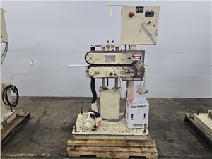 4.5___x___24___Farris___Two___Belt___Puller,___Model___C550VT,___with___Updated___MotorDrive,___2___HP___AC___Motor___(1).jpg