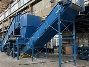 32" x 52" SSI M85 Shredding Line With Infeed and Discharge Conveyors, 100Hp Hydraulic