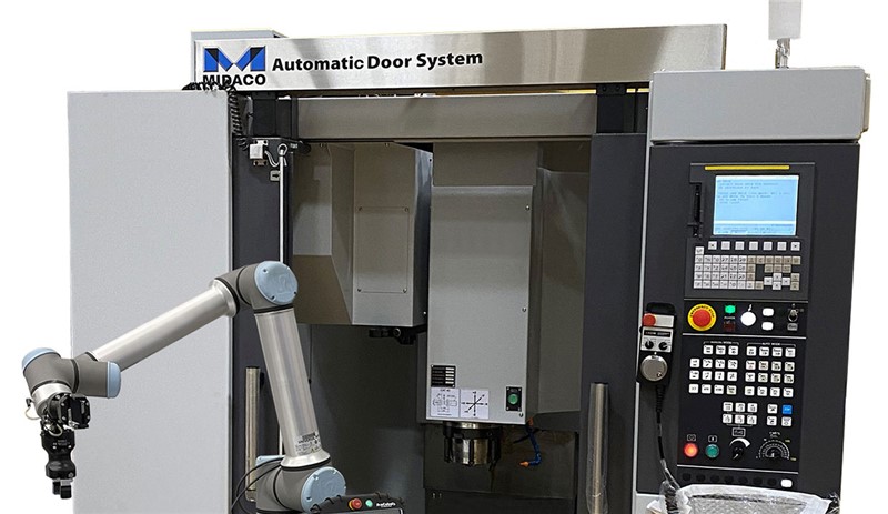 MIDACO AutoDoor Opener System on VMC for Unattended Robot Cobot applications